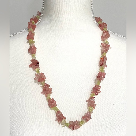 Jewelry - Pink/Green Chunky Long Beaded Necklace Vintage Boho Coastal Classic Preppy